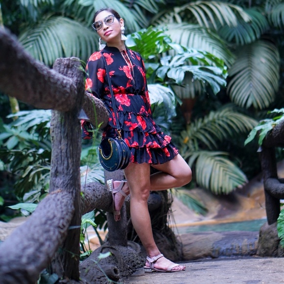 Ruffle hem black & red summer dress - Picture 2 of 6